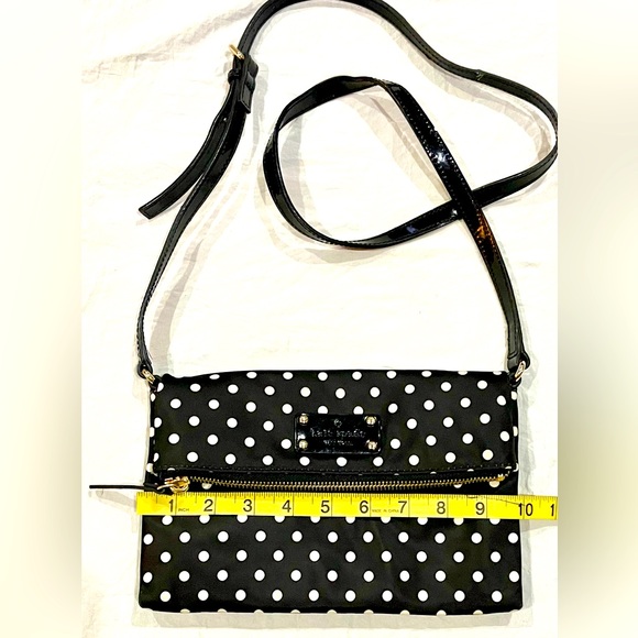 KATE SPADE♠️ York Aleah Polka Dot Crossbody Handbag Black/white size9x10 Ex cond - Picture 7 of 14